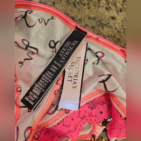 NWT Victoria Secret Cheeky - Picture 3 of 3